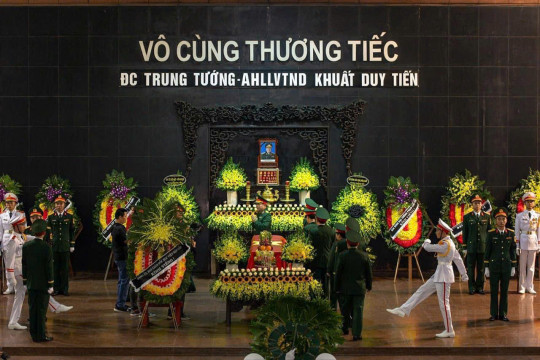 Tiễn biệt Trung tướng, Anh hùng Lực lượng vũ trang nhân dân Khuất Duy Tiến